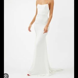 Alex Perry Kyle Trumpet Gown Size US 4 / UK 8 New & Perfect for Wedding Gown